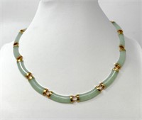 14k 585 Jade Necklace, approx 16in, 28g