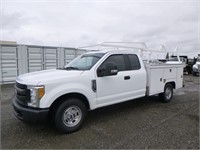 2017 Ford F250 Extra Cab Utility Truck