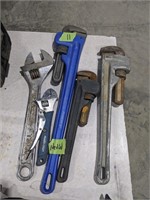 BUNDLE OF , ASST WRENCHES & PIPE WRENCHES