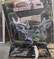 BOX OF DECOY, CAMO SEAT & GUN CASES