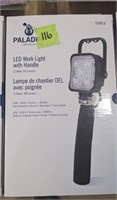 LED WORKLIGHT W/ HANDLE 15W 900L