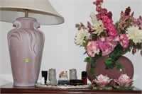 Lot with Large Lamp, Vase with Flowers, Etc.