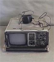 Cariole Portable TV/Radio