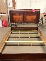 Queen size wood finish sleigh bed
