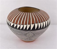 Acoma Pueblo Indian Pottery Pot