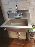 Wall Mount S/S Hand Sink 18"