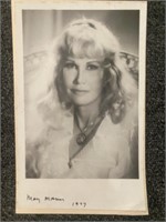 Hollywood columnist May Mann signed photo