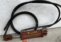 Cross Manufacturing Cylinder w/ hoses