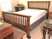 Full/Queen Size Mission Style Bed