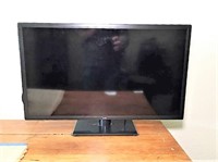 ViewSonic 32" Monitor on Stand Model VS156914