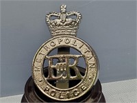 English METROPOLITAN Police Cap Badge