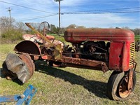 Early Avery tractor as is
