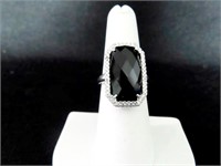 8.88 CT. ONYX RING SIZE 7