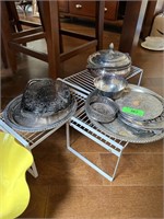 LOT OF MIXED SILVERPLATE / METAL RISERS