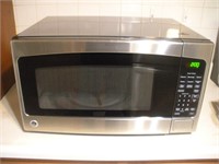 General Electric KW1.65 Microwave  24x18x14