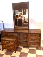 6’ wide 9 drawer, dresser w/vanity/2 drawer stand