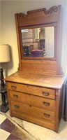 Antique 3 drawer dresser w/vanity mirror