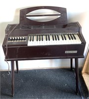 Vintage electric cord organ Magnus child size