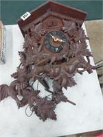 Wood Cuckoo Clock. Unknown Working Condition.