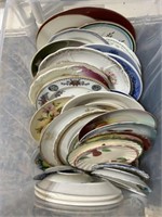 Tote full of collectors plates
