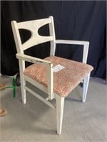 Wooden/Upholstered Side Chair