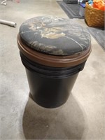 5 Gallon Insulated Cooler -Padded Seat