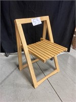 Wooden Folding Chair (1)
