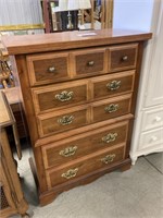 Broyhill Dresser 34x18x46.5