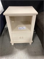 Wooden Painted Nightstand 16.5x15x25
