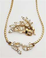 SET! TRIFARI GOLD TOLD RHINESTONE LEAF BROOCH