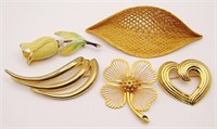 5-LARGE VINTAGE GOLD TONED BROOCHES: