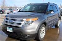 2011 Ford Explorer XLT -TWO OWNERS-