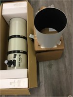 Meade LXD75 telescope in box with additional