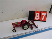FARMALL 340 WITH QUICK HITCH DISK DIE CAST TRACTOR