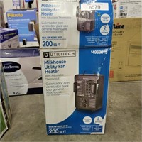 Utilitech utility fan heater(damaged, has dents)