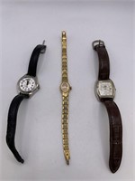 WATCH LOT-INCLUDES BENRUS