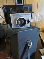Vintage Polaroid Land Camera w/Case