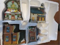 4 Pieces of Ceramic Christmas Village