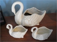 3 Ceramic Swans