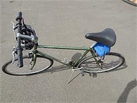 Schwinn Ridge 21 Speed Bicycle w/ Helmet & EX Tube