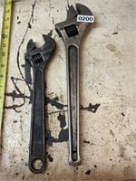 2- adjustable crescent wrenches