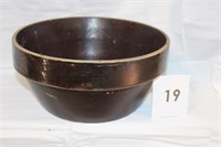 BROWN POTTERY BOWL