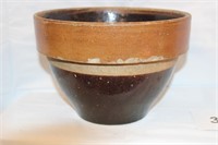 3 TONE BROWN POTTERY FLOWER PLANTER