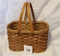 WOVEN BASKET WITH HANDLE