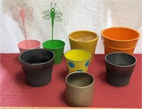 Group of flower pots miscellaneous sizes