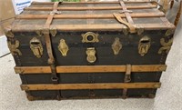 Steamer Trunk with 2 Trays and a little funk.