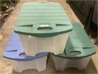 3 Large Rubbermaid Totes With Lids.
