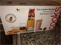 5 in1 Power Blender (New in Box)