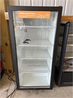 Drink Cooler 25x24x53, Cools