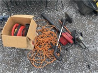2 Leaf blowers, headgear trimmer, extension cord